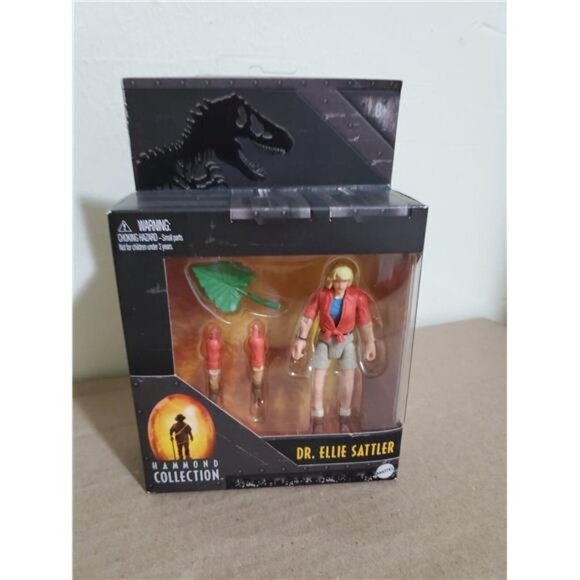 Dr. Ellie Sattler Action Figure from Jurassic World Park Hammond Collection Toy - Picture 4 of 8